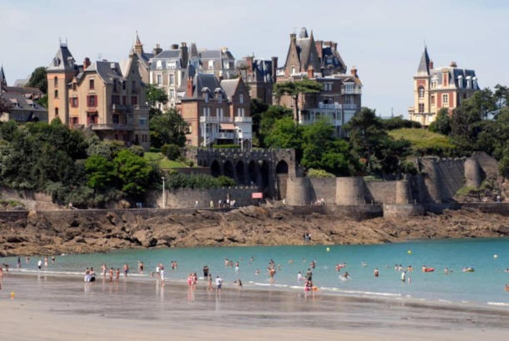Dinard : Loft De 175 M² - A 150 M De La Plage Esterno foto