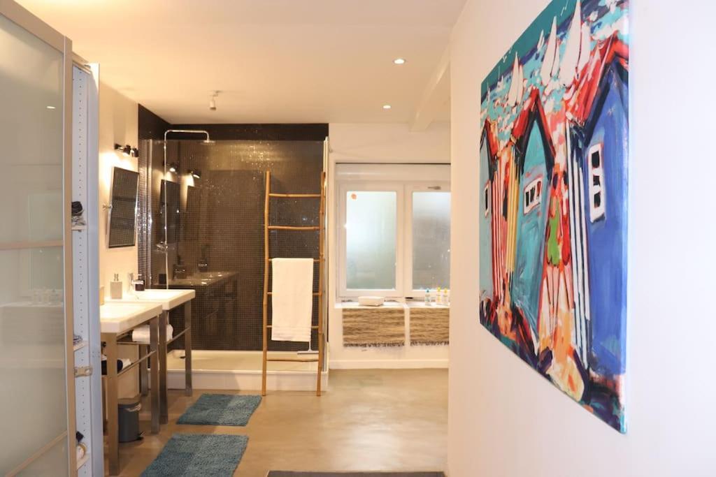 Dinard : Loft De 175 M² - A 150 M De La Plage Esterno foto